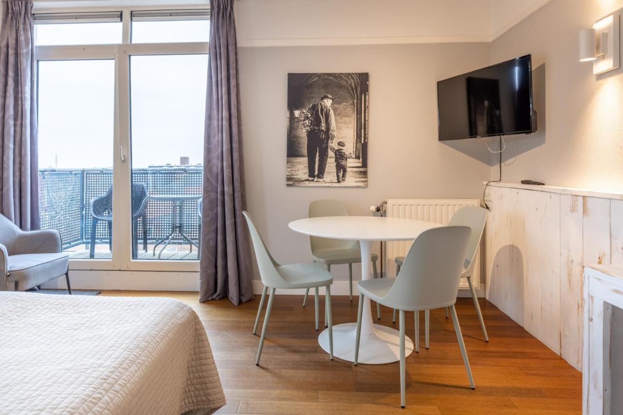 Hotel Nehalennia Домбург Экстерьер фото