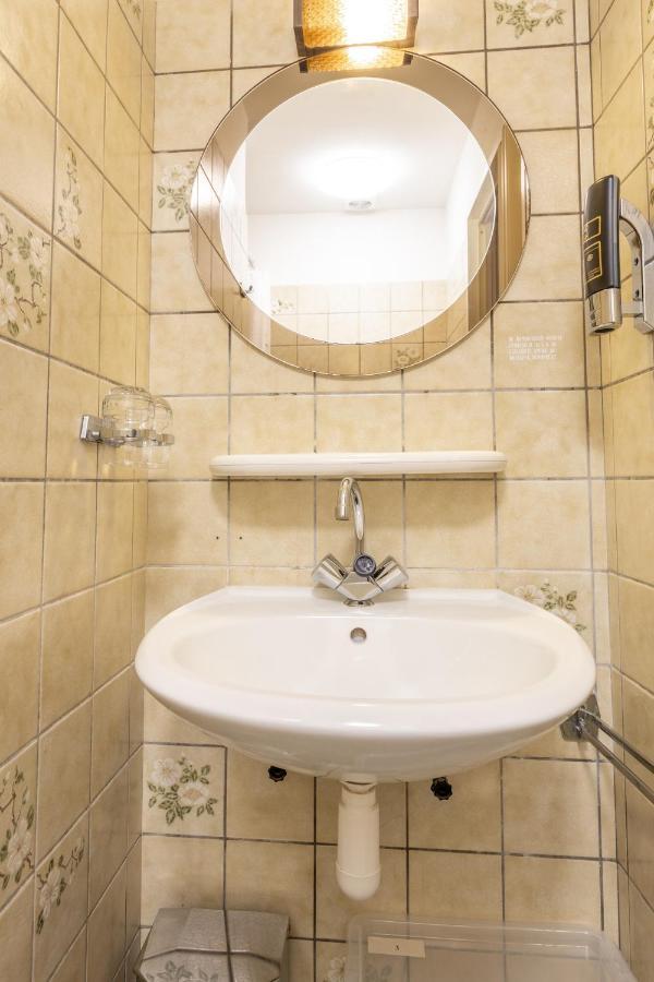 Hotel Nehalennia Домбург Экстерьер фото