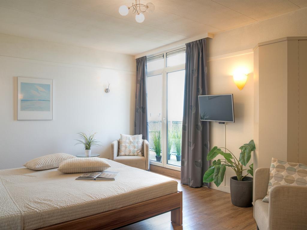 Hotel Nehalennia Домбург Экстерьер фото